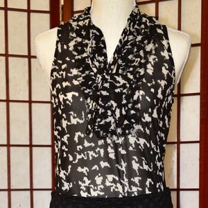 Guess LA black & white ruffled tie blouse in xs